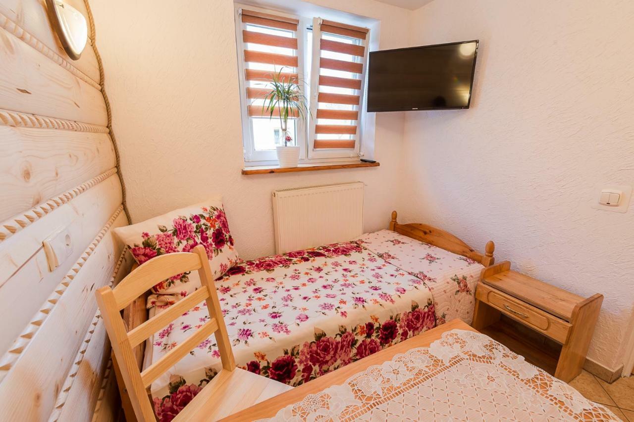 PolańczykBieszczadzki Krakowiak 575-894-584 Lub 535-595-732别墅 外观 照片